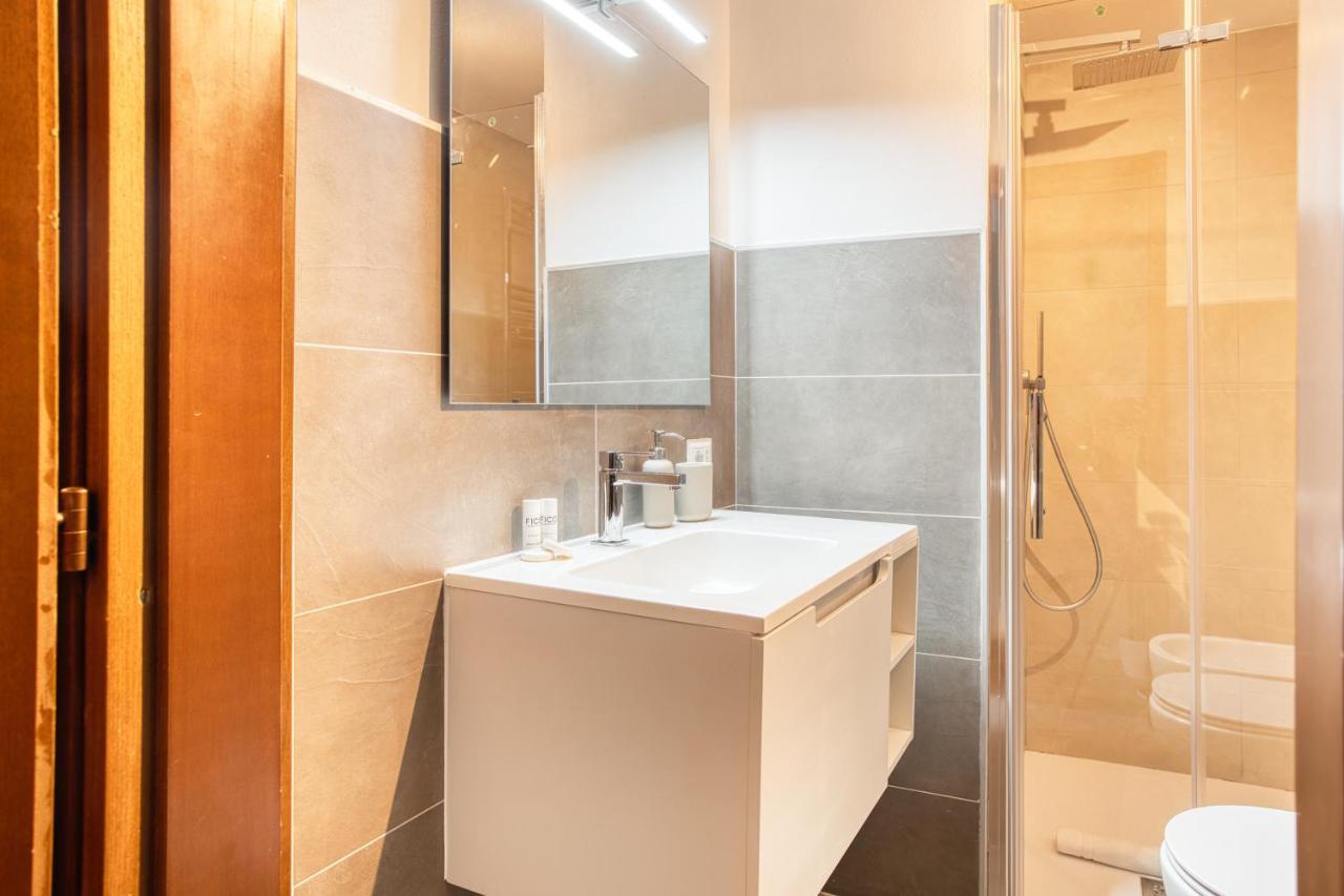 Joivy Chic Studio, Easy Access To Centre Милано Екстериор снимка