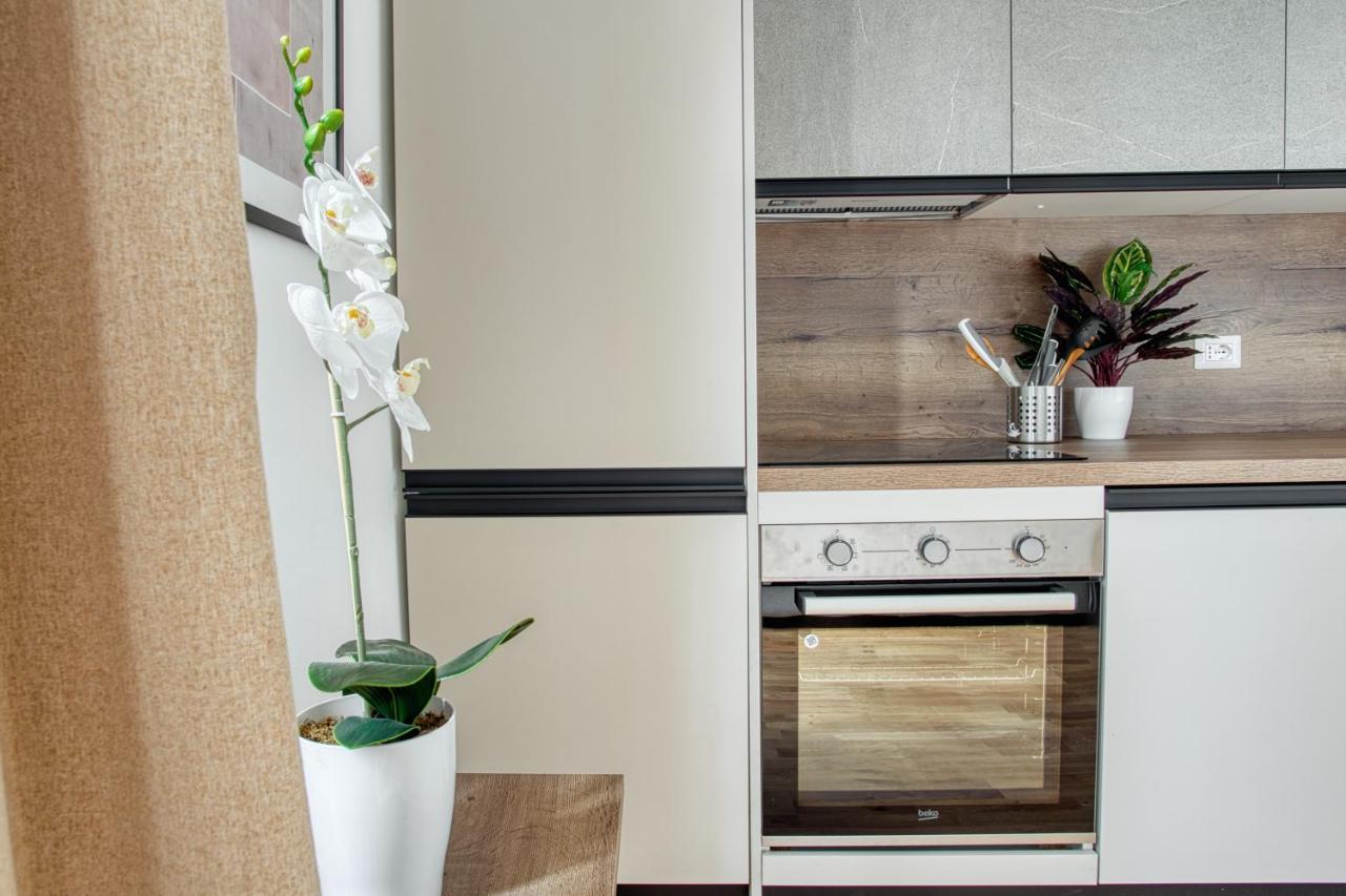 Joivy Chic Studio, Easy Access To Centre Милано Екстериор снимка